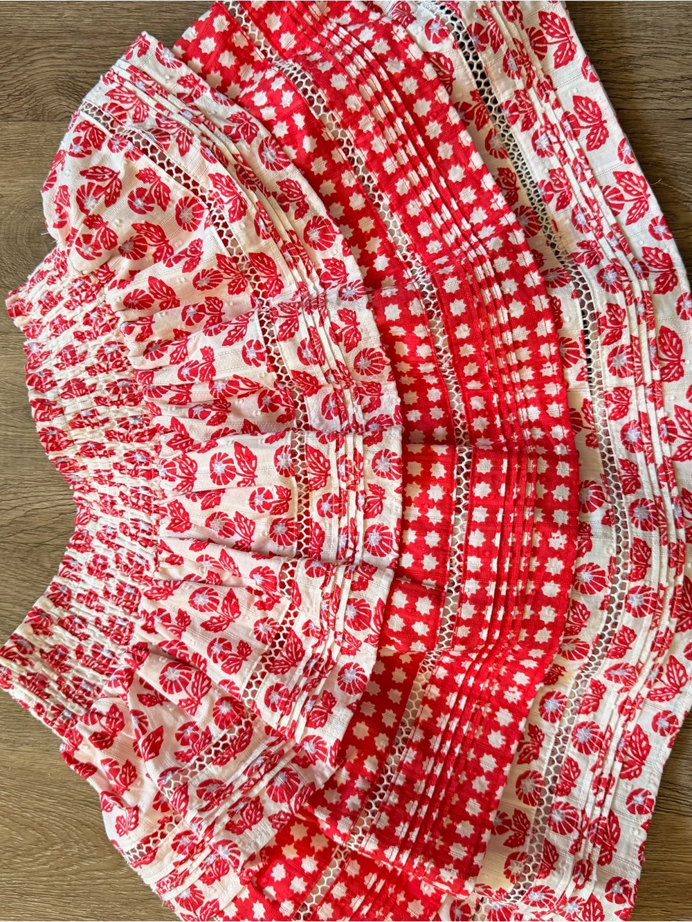 Roller Rabbit x Target red and white skirt 0324 - Picture 3 of 5